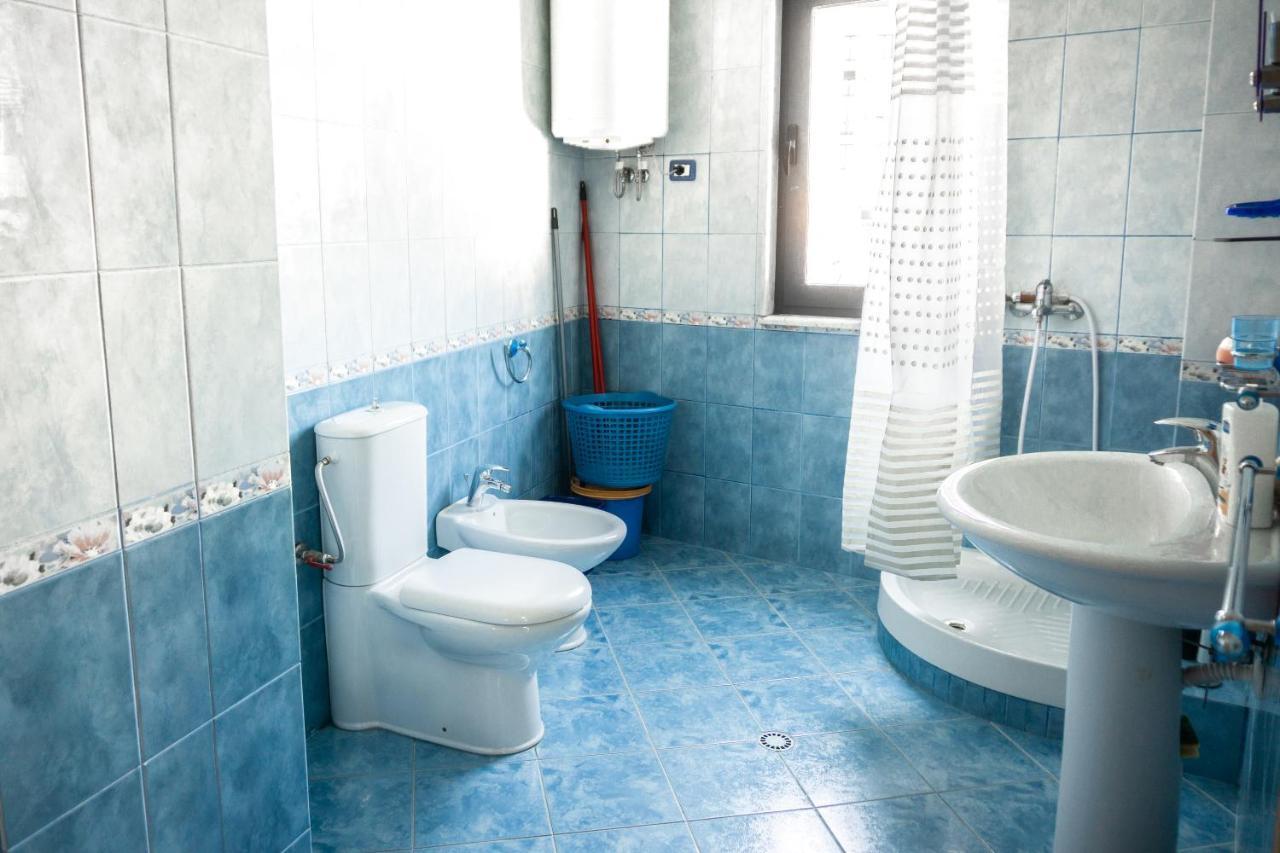 City Center Two Private Bedrooms Near Scanderbeg Square On Shared Apartment 티라나 외부 사진