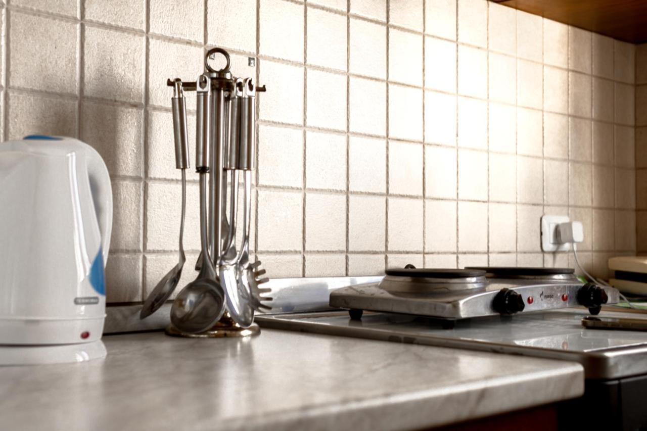 City Center Two Private Bedrooms Near Scanderbeg Square On Shared Apartment 티라나 외부 사진