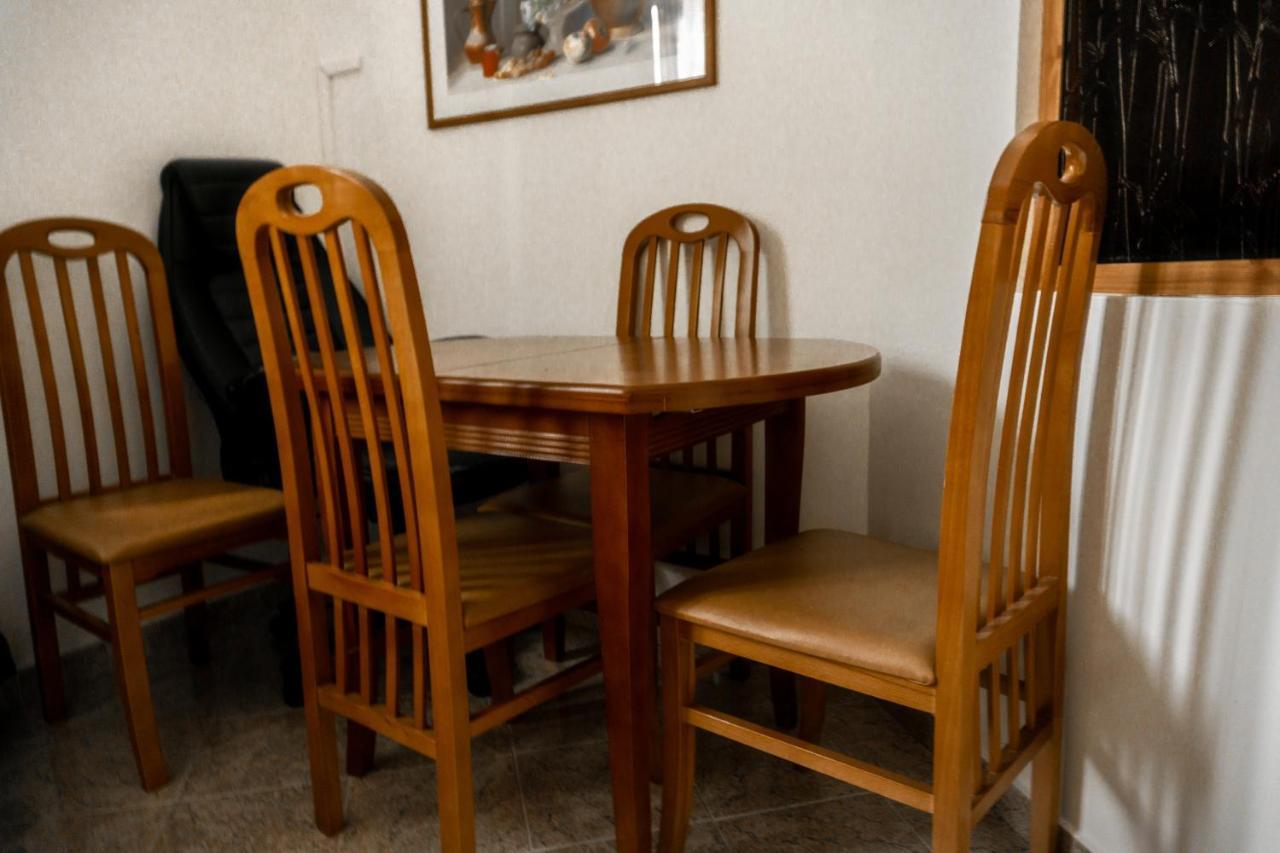 City Center Two Private Bedrooms Near Scanderbeg Square On Shared Apartment 티라나 외부 사진